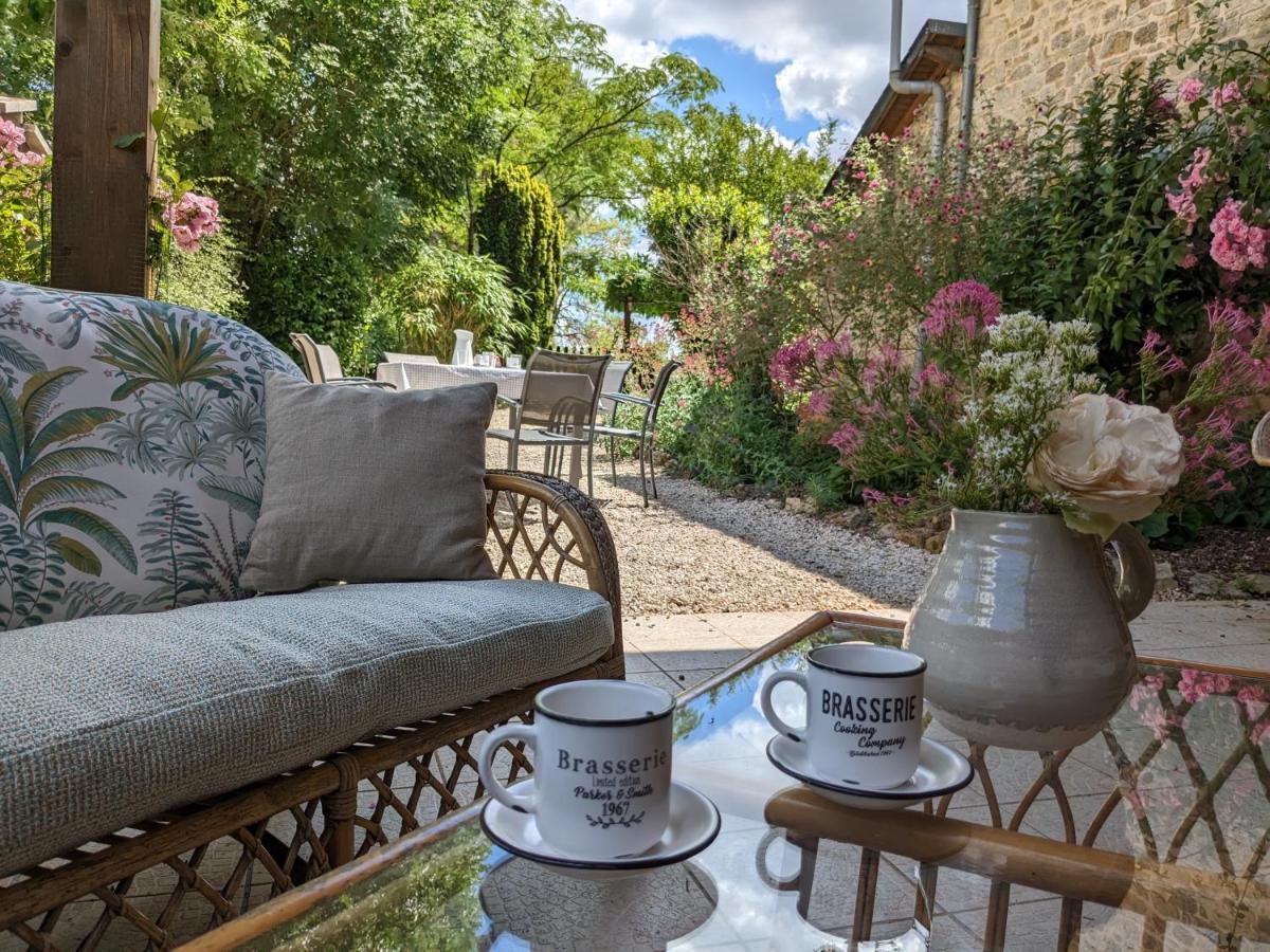 3 Self-Contained Gites With Pool And Games Room Saint-Georges-de-Noisne Екстер'єр фото